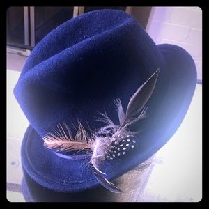J.Cew woolfelt navy blue hat with feathers